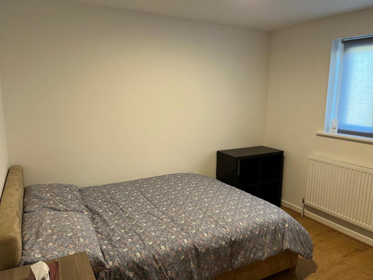 Three Bedroom House In Tooting By Star Apartments Londres Exterior foto
