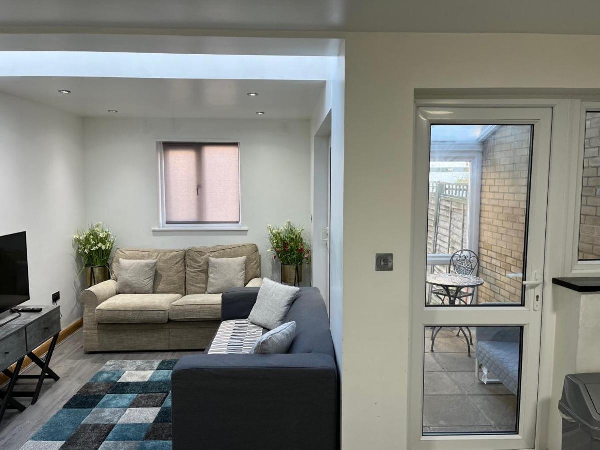 Three Bedroom House In Tooting By Star Apartments Londres Exterior foto